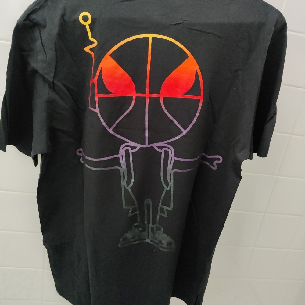 Area72 men's tee size Large
